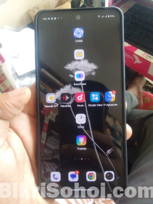 Vivo y400